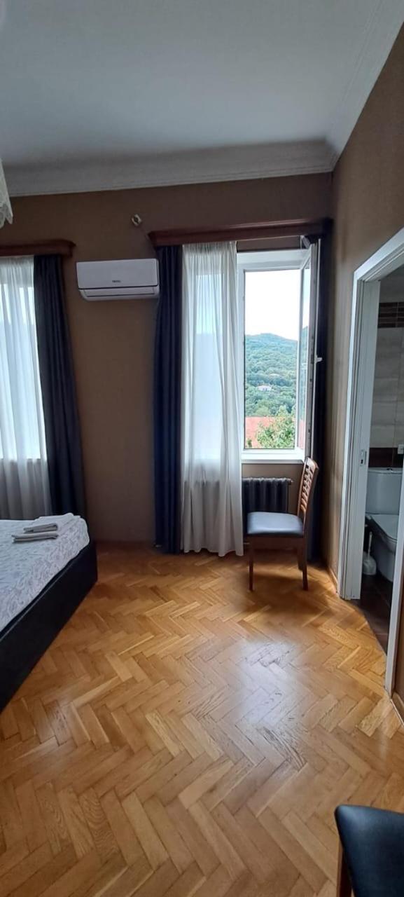 Guest House Pirosmani 60 Sighnaghi Luaran gambar